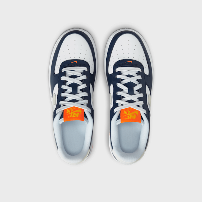 Nike Air Force 1 Low LV8 BG (GS) Blau 27598 6