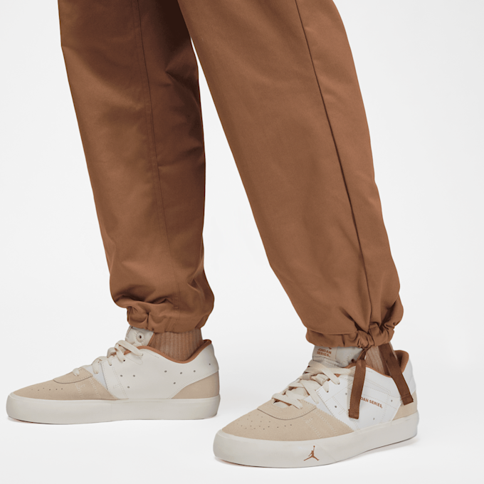 Jordan Essentials Chicago Pants Braun 27600 7