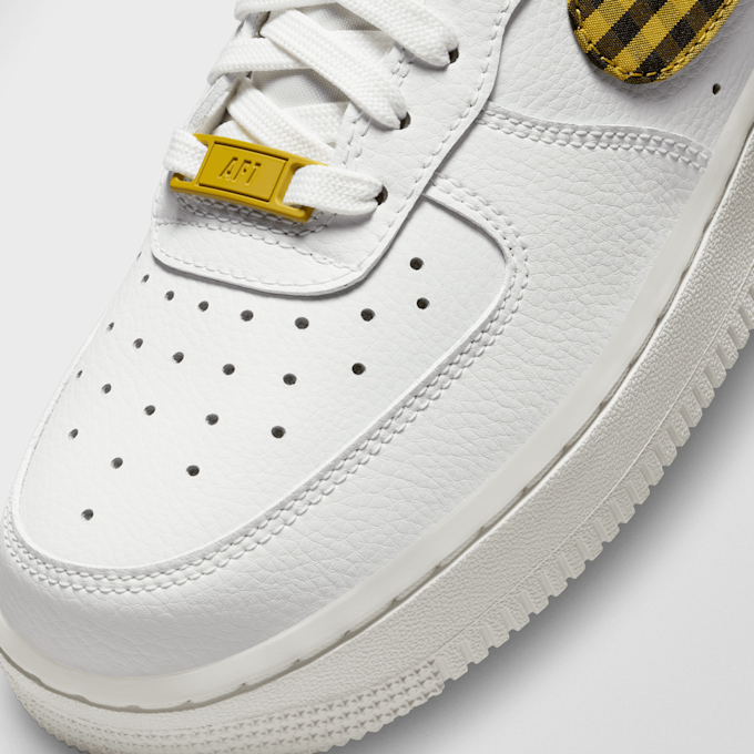 Nike Air Force 1 '07 weiß 24232 8