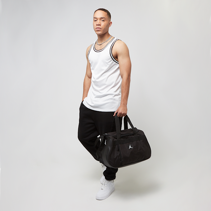 Jordan Essential Duffle negro 25305 7