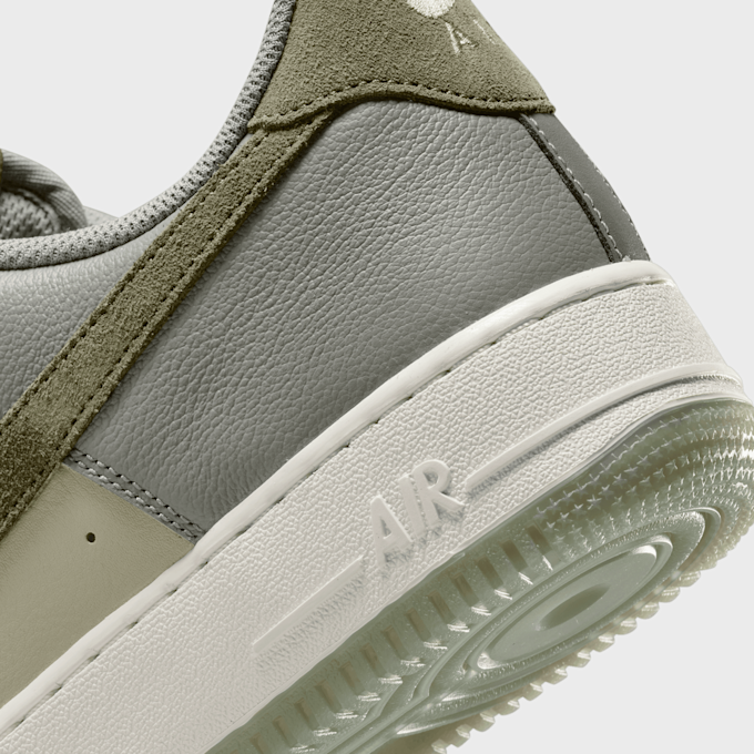 Nike   Air Force 1 '07 verde 28231 8