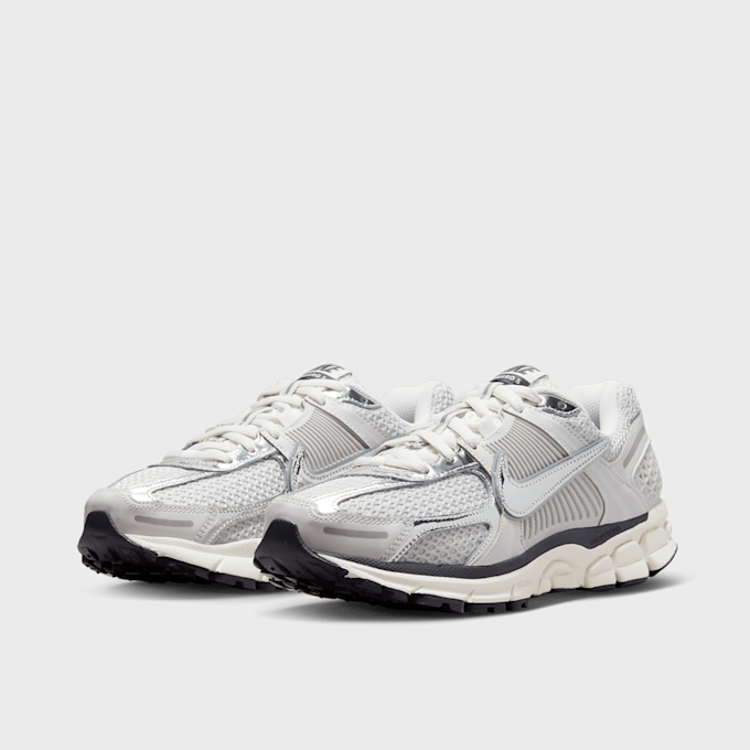 Nike   Zoom Vomero 5 grijs 28412 4