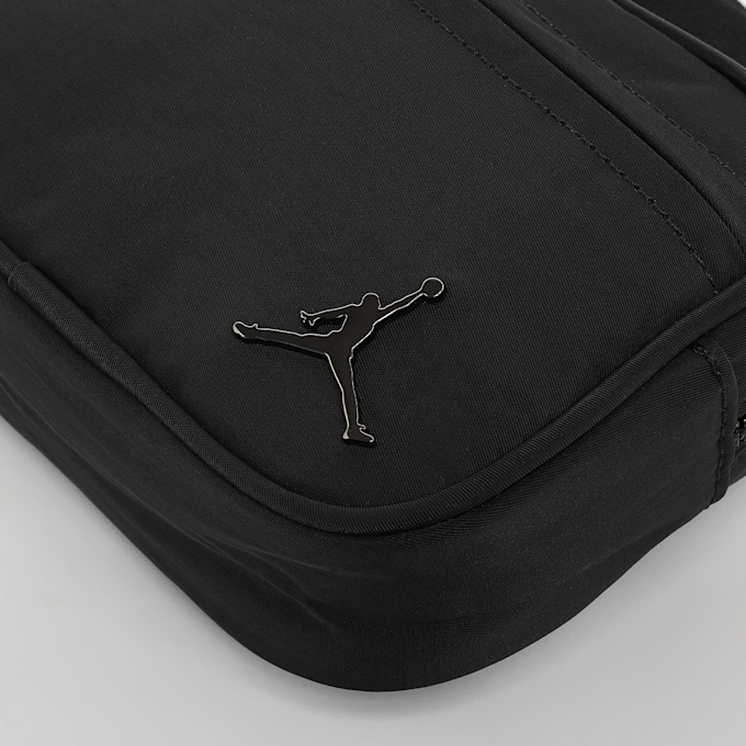 Jordan Alpha Camera Bag czarny 28484 4