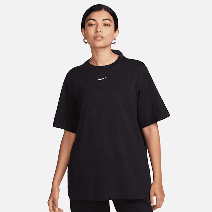 Nike   Sportswear Essential Tee LBR zwart 28590 1