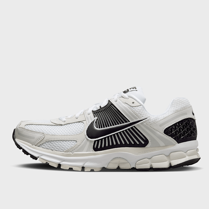 Nike   Zoom Vomero 5 branco 28738 1