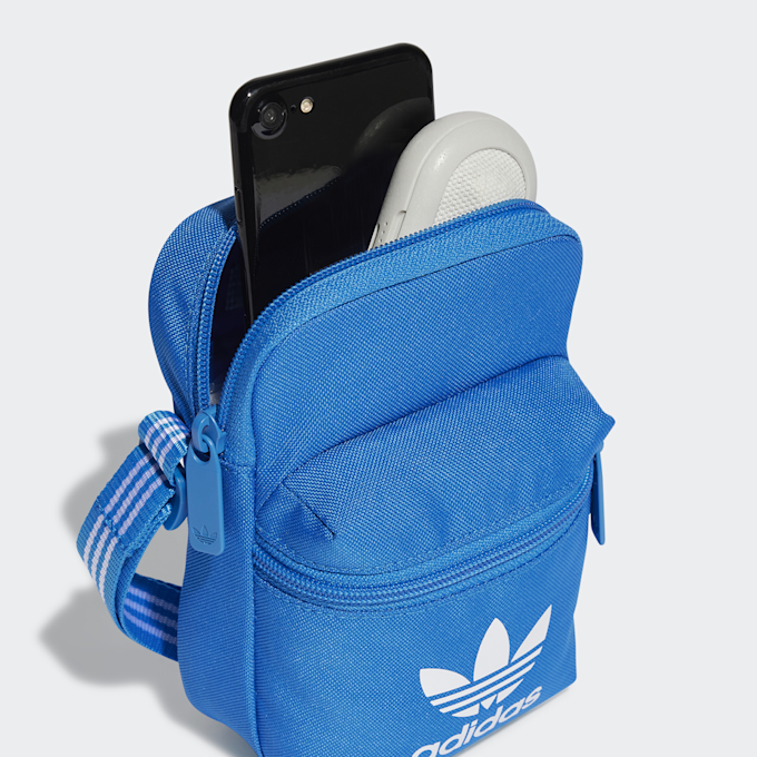 adidas Originals adicolor Shoulder Bag plava 30406 4