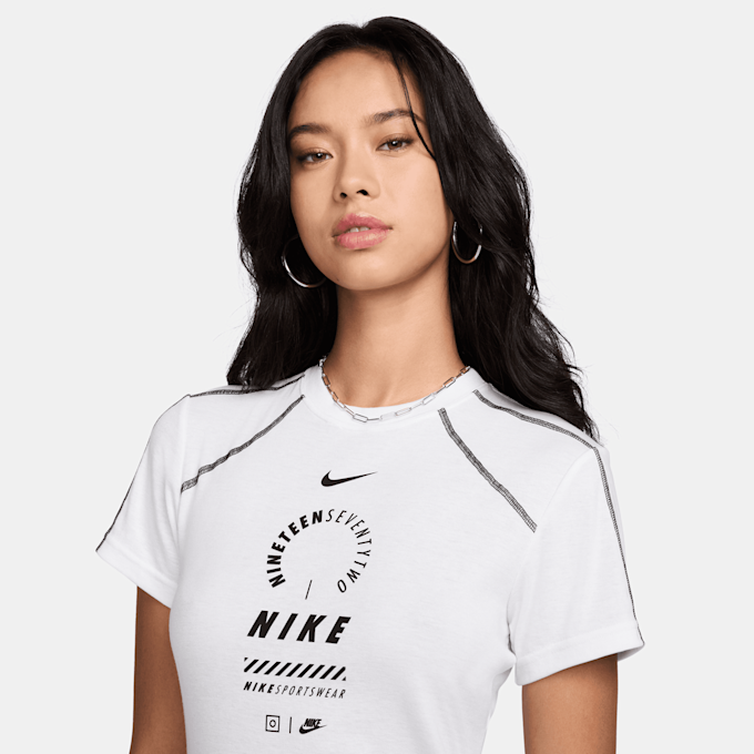 Nike Sportswear Short-Sleeve Kleid weiß 30947 3