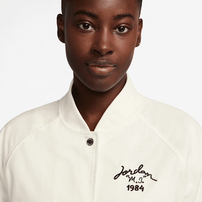 Jordan Varsity Jacket blanco 31150 3