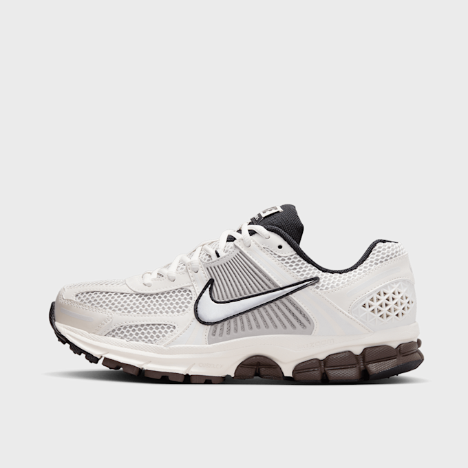 Nike   Zoom Vomero 5 bijela 31307 1