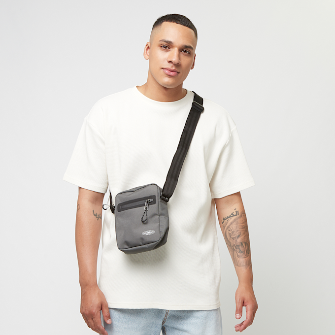 Eastpak The One Grau 32595 6