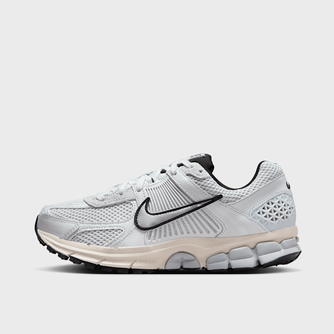 Nike   Zoom Vomero 5 grijs 29786 1