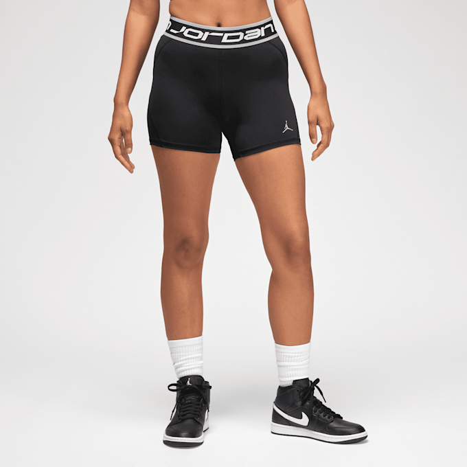 Jordan Sport Legging Shortie Schwarz 45664 1