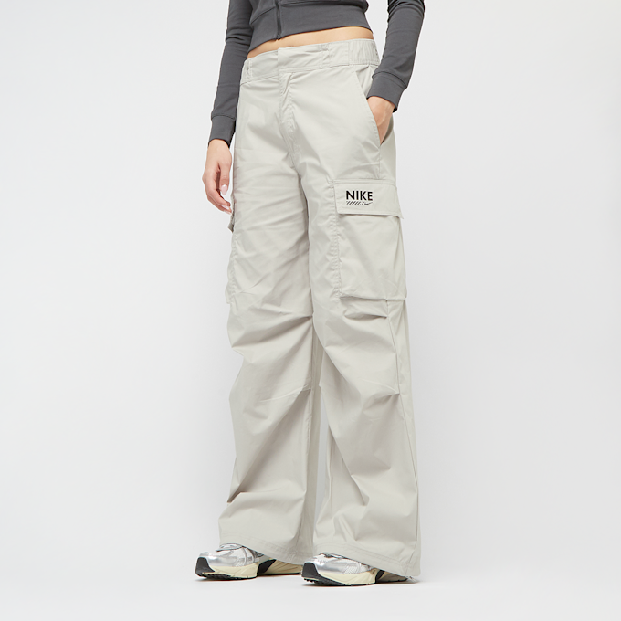 Nike   Sportswear Woven Oversized Pants beige 41486 1