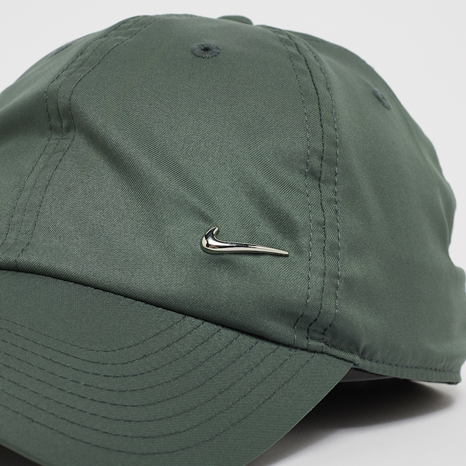Nike Dri-FIT Club Unstrukturierte Metall-Swoosh-Cap Verde 41993 4