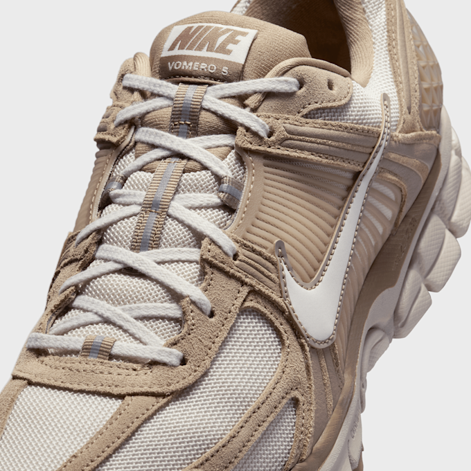 Nike   Zoom Vomero 5 braun 38896 7