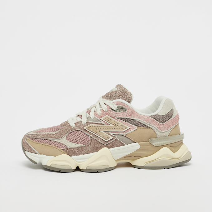 New Balance 9060 višebojno 42110 1