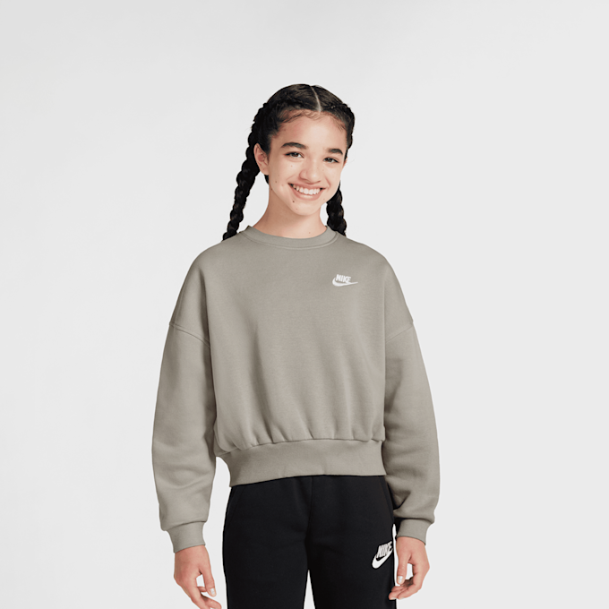 Nike   Sportswear Club Fleece Boxy Crew Low Brand Read siva 42311 1