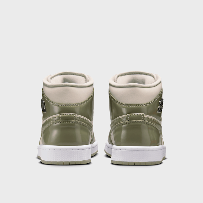 Jordan Air Jordan 1 Mid SE Verde 42354 5