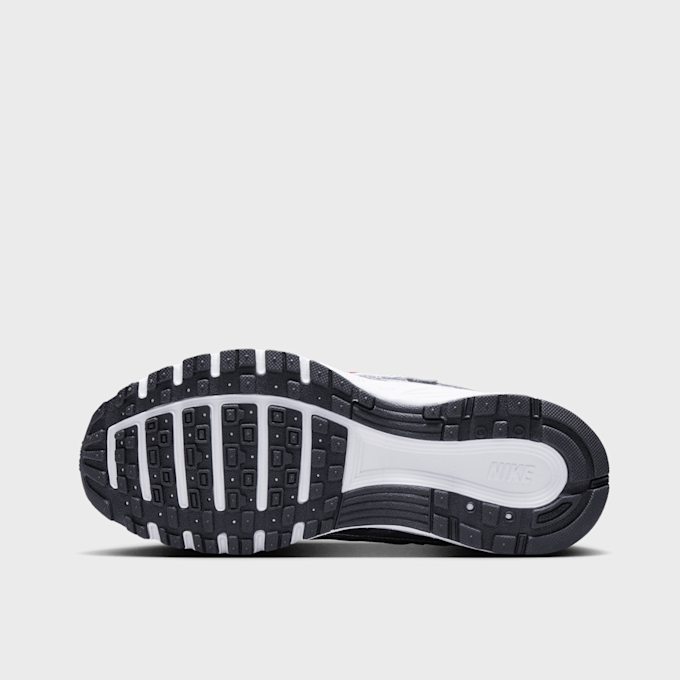 Nike   P-6000 (GS) srebrny 42526 3