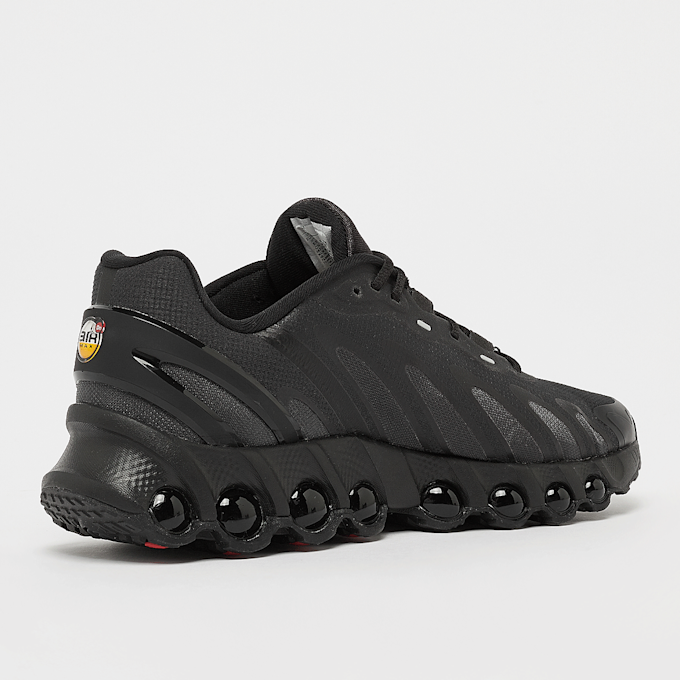 Nike   Air Max Dn8 preto 42567 3