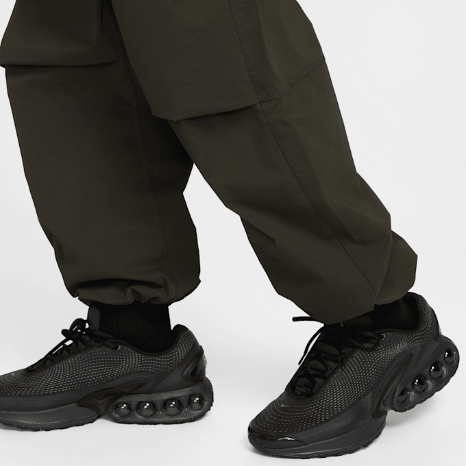 Nike Tech Woven Pants Verde 42620 8