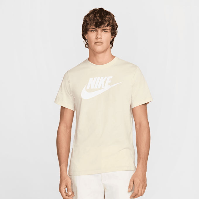 Nike Sportswear Tee Icon Futura beige 42657 1