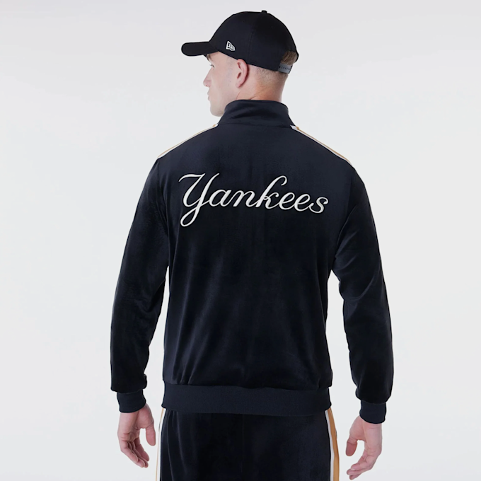 New Era MLB Velour Track Top New York Yankees preto 45535 3