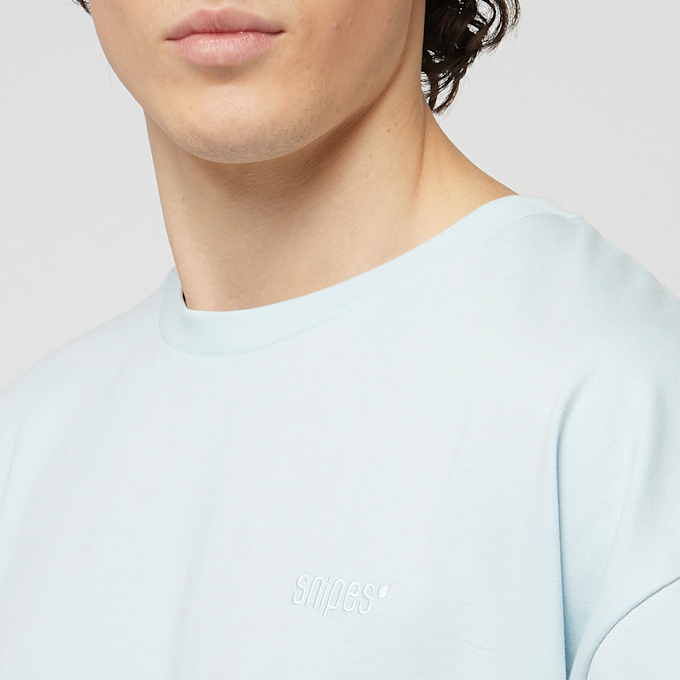 SNIPES Small Logo Essential Oversized Tee bleu 45871 3
