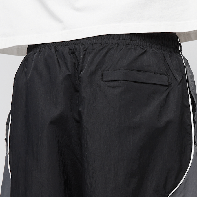 Under Armour Icon Volley CB Shorts negro 46349 4