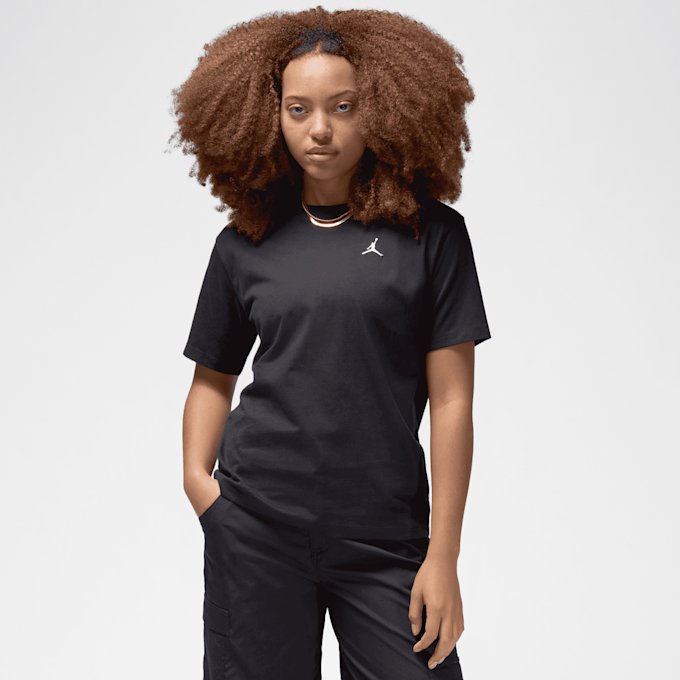 Jordan Essentials Tee czarny 46491 1