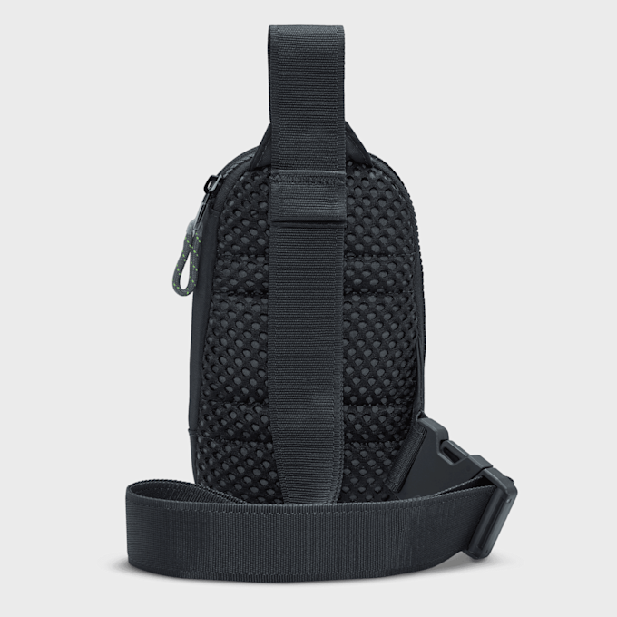 Nike Sportswear Essentials Crossbody Bag crna 46688 2