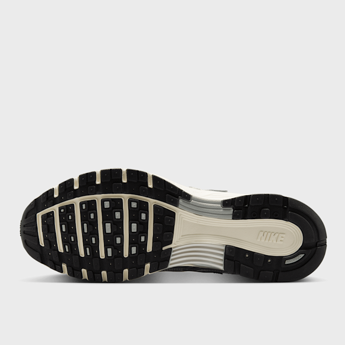 Nike   P-6000 zilver 46824 3