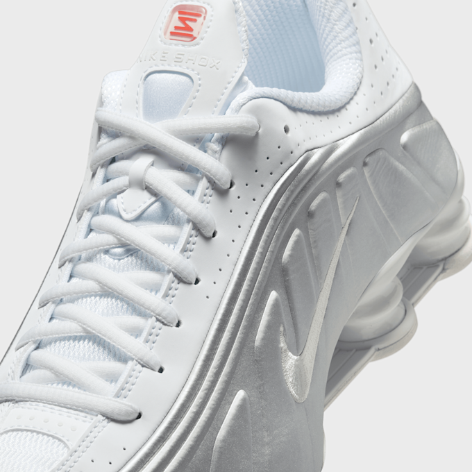 Nike   Shox R4 blanc 46801 7
