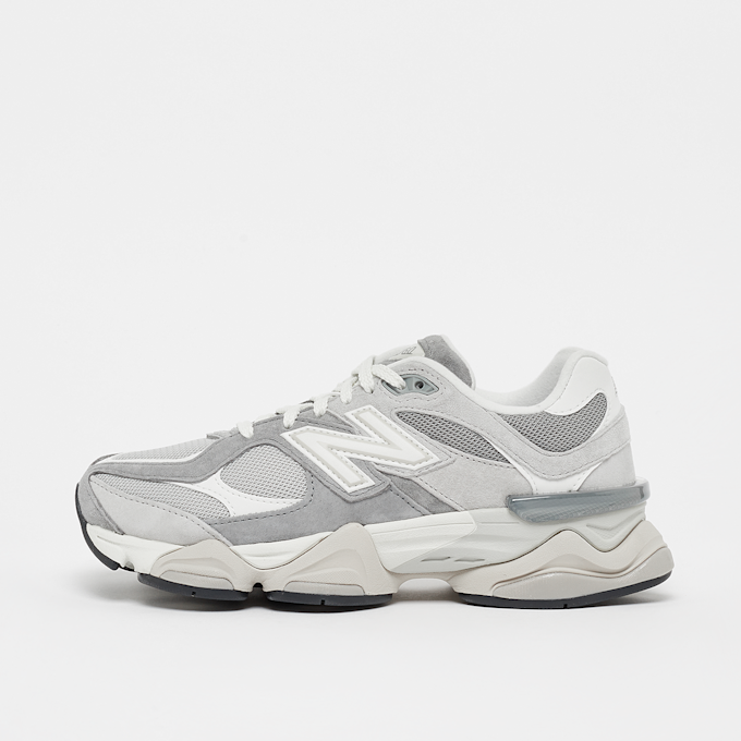 New Balance 9060 grijs 47299 1