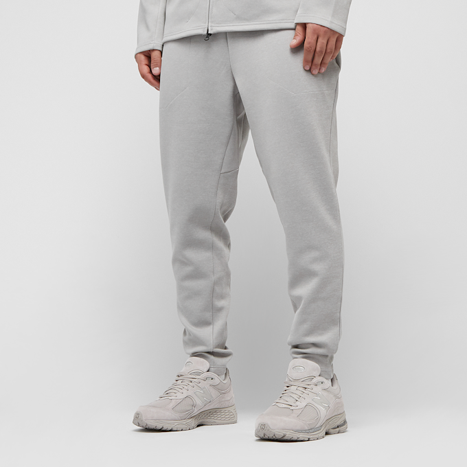 New Balance Tech Knit Pants grijs 47351 1