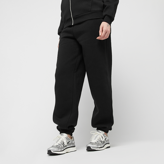 Urban Classics Fluffy Sweatpants plumpurple nero 47486 1