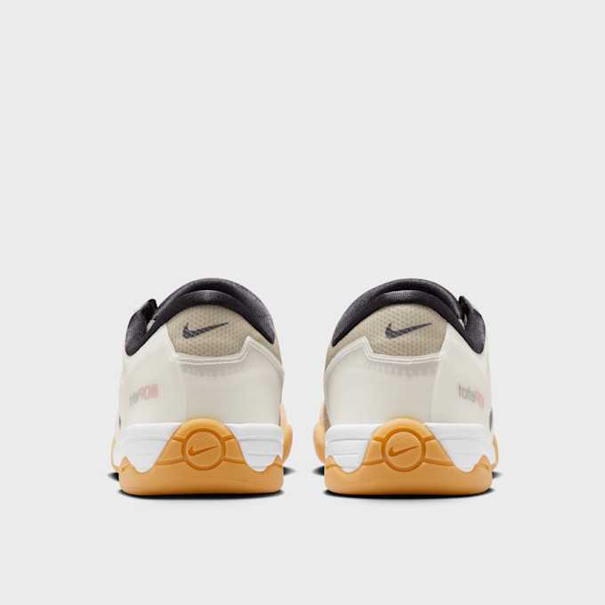 Nike   Total 90 bege 47690 5