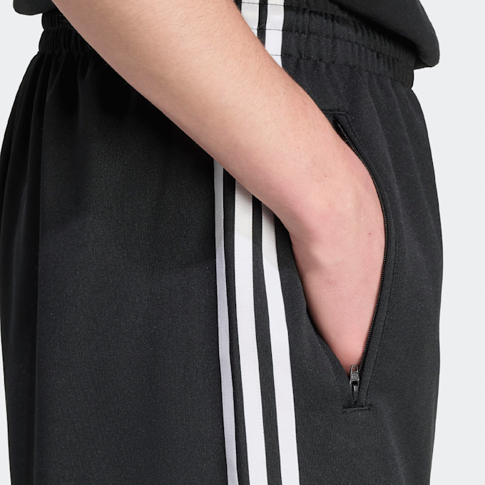 adidas Originals Oversized 3-Streifen Short zwart 47705 3
