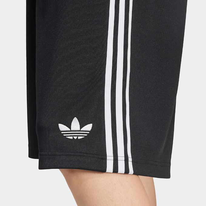 adidas Originals Oversized 3-Streifen Short zwart 47705 4