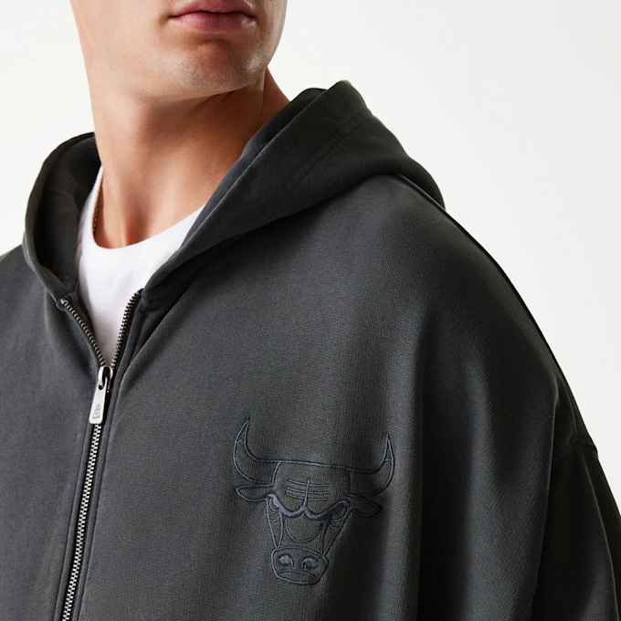 New Era NBA Washed Full Zip Chicago Bulls czarny 47724 4