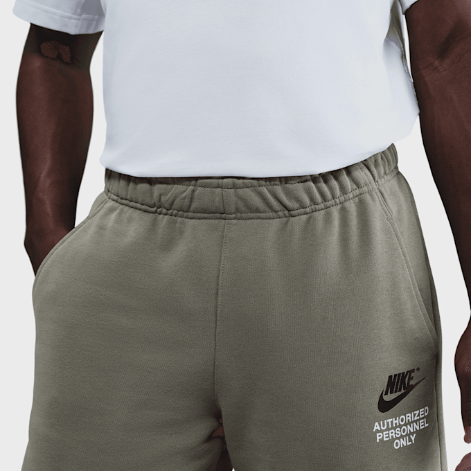 Nike   Sportswear Athletic French-Terry Shorts groen 48023 3