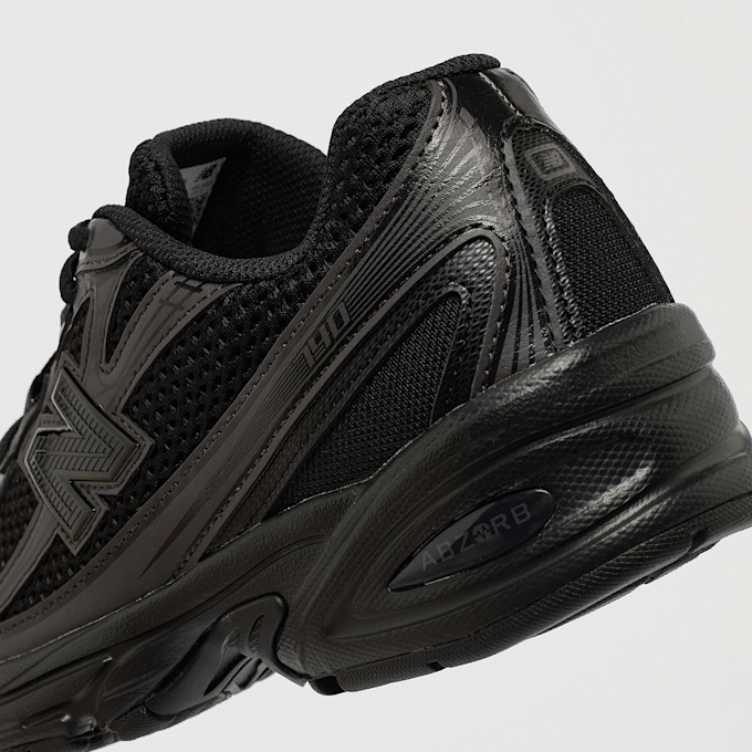 New Balance 740 (GS) schwarz 47998 7