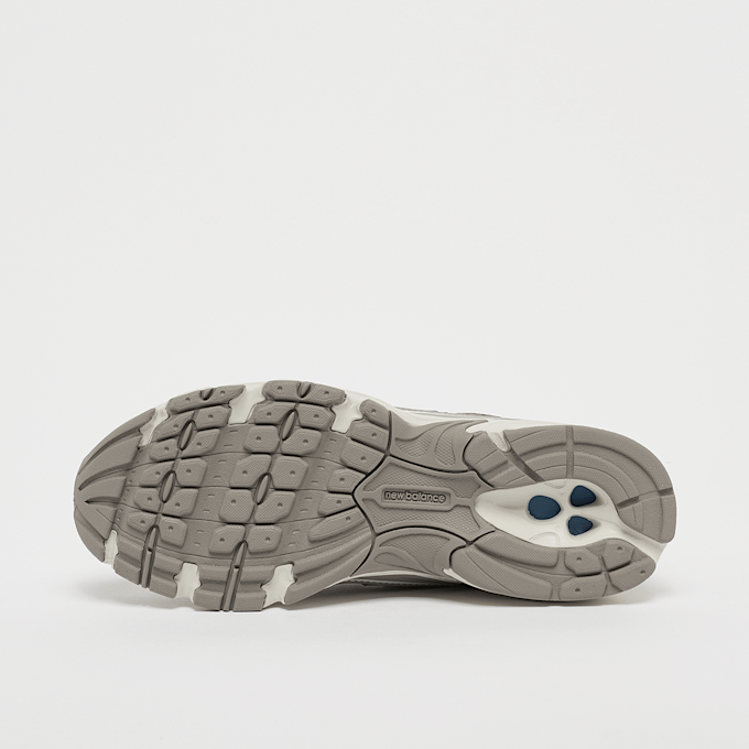 New Balance 740 (GS) siva 48002 4