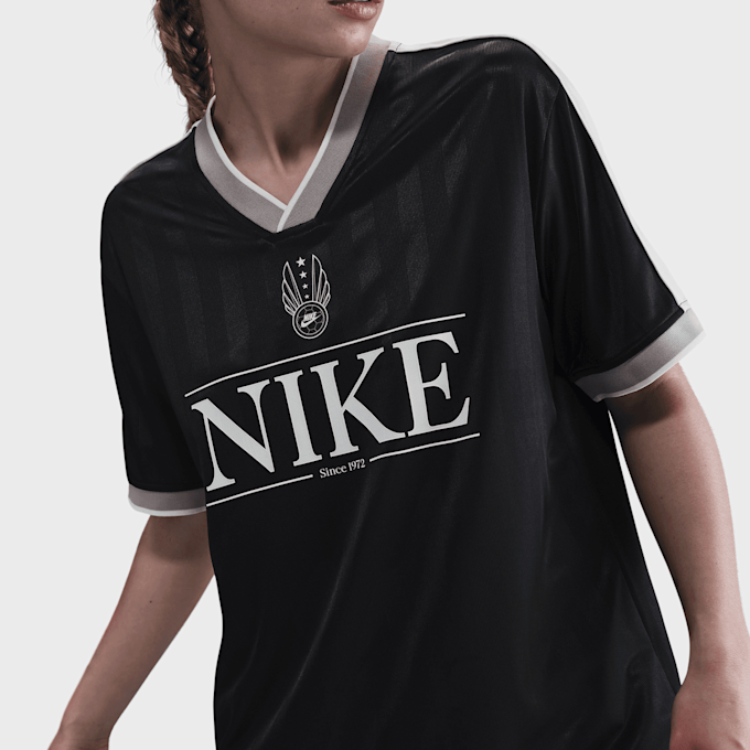 Nike   Sportswear V Neck Jersey zwart 48437 3