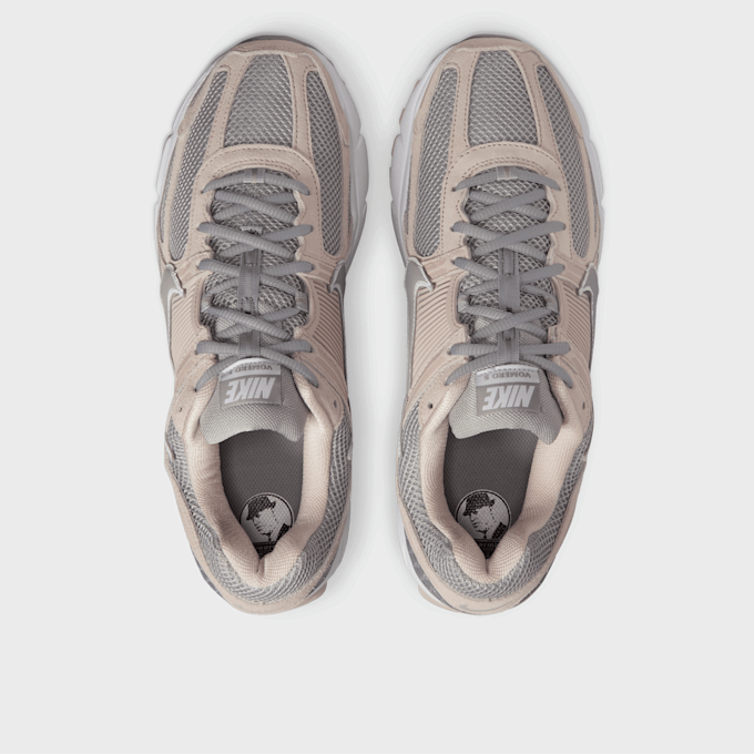 Nike   Zoom Vomero 5 bege 48507 6