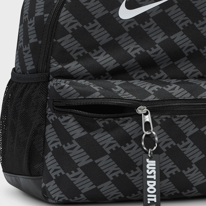 Nike Brasilia JDI Mini Backpack All-Over-Print schwarz 48656 5