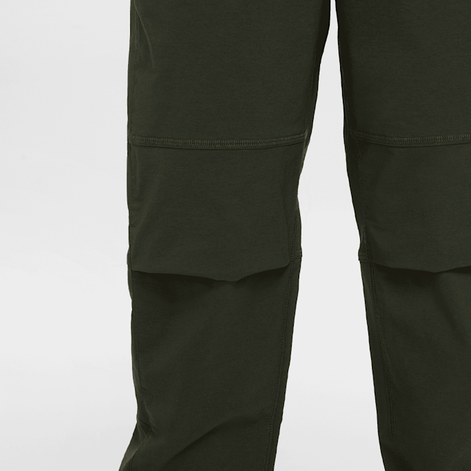Nike   Sportswear Tech Woven Pant zielony 48756 6