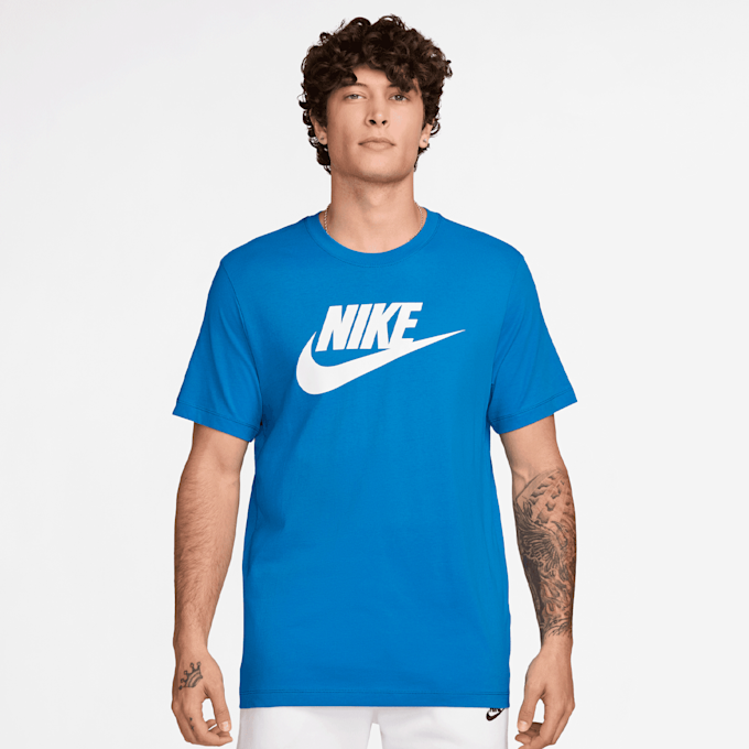 Nike Sportswear Tee Icon Futura blau 48824 1