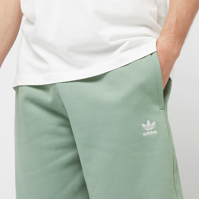 adidas Originals Essential NC 12 Shorts verde 48881 3