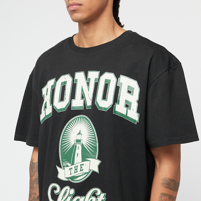 Mister Tee Honor The Light Oversize Tee czarny 49244 3